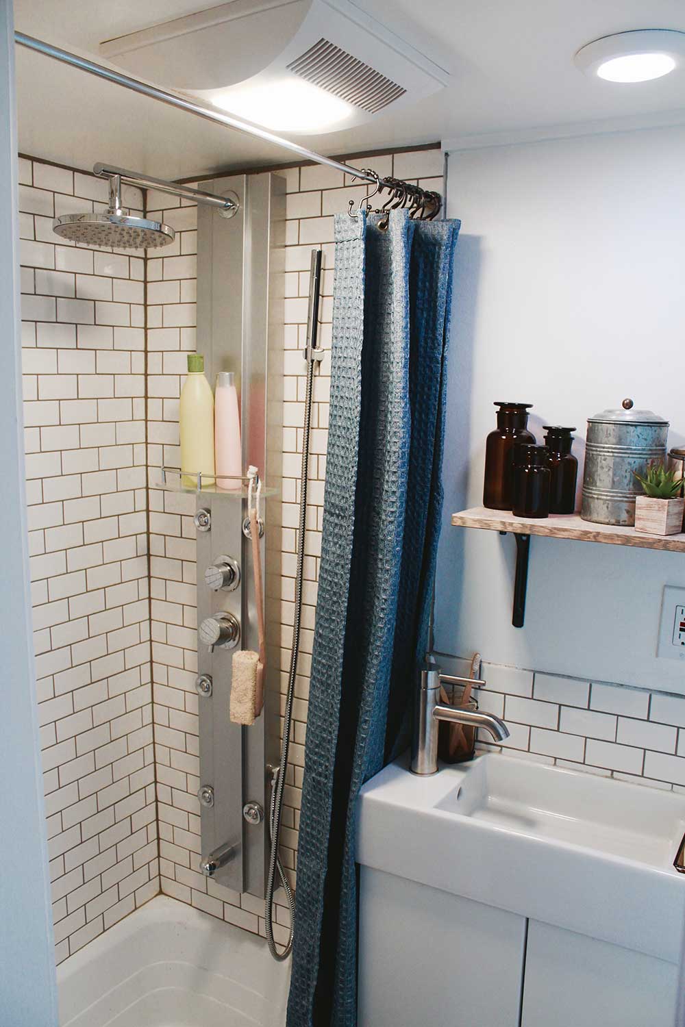 Tile bathroom and shower in the Midcentury Modern Tiny Home